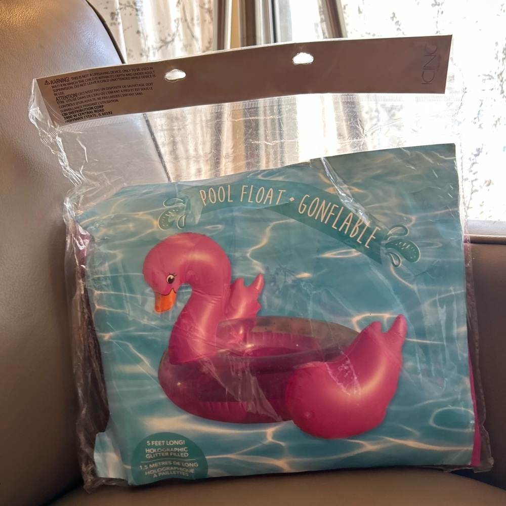 Pink Flamingo🦩 Inflatable 5 feet long Pool Float🦩